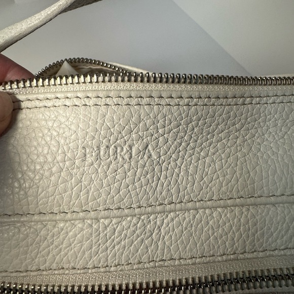Furla White Leather Shoulder Bag - Picture 9 of 13